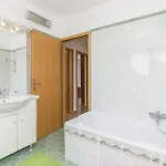 Komoseva I Mali Iž