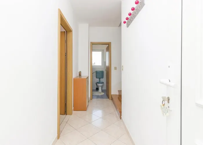 Appartement Komoseva I *