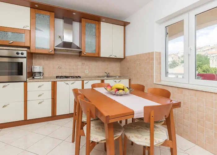 Appartement Komoseva I Mali Iž